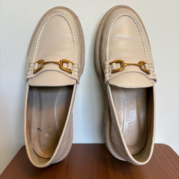 Zara Horse Bit Cream Chunky Soft Academia Loafers with Gold Accent - size 40 - Picture 7 of 8